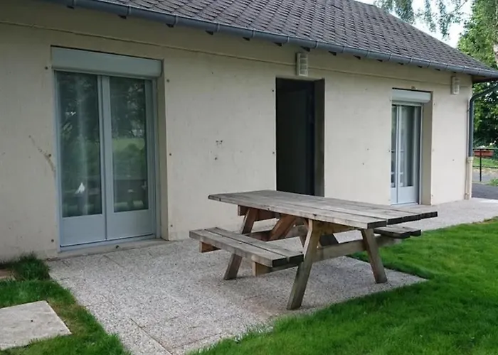 20 Pmr - Confort Et Accessibilite Au Coeur Du Parc Des Volcans D'auvergne *